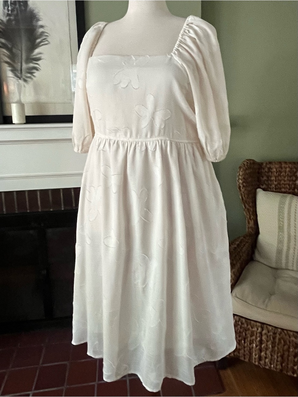 Ivory Floral Appliqué Babydoll Dress | Size 3XL